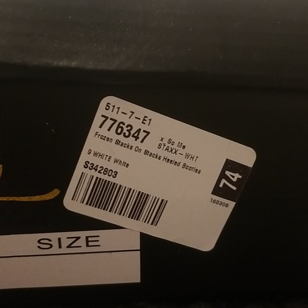 Shoes - Picture 9 of 9